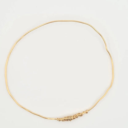 bracelet jonc brindille gold filled fait main délicat femme artisanal