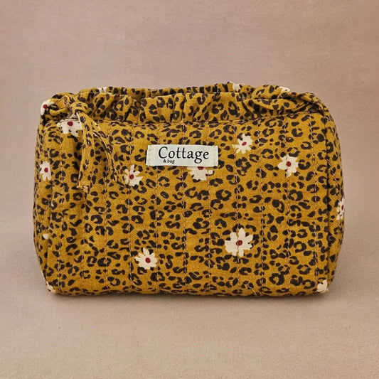trousse maquillage matelassée léopard fleurs cottage style femme